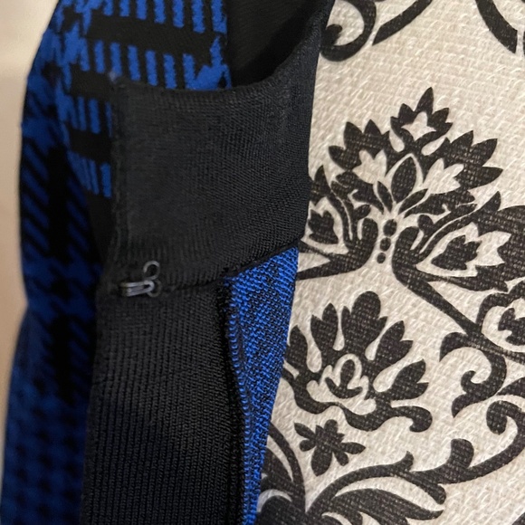 NWOT! Bebe Cobalt Blue & Black Houndstooth Cropped Cardigan SMALL Web Exclusive - Picture 9 of 16